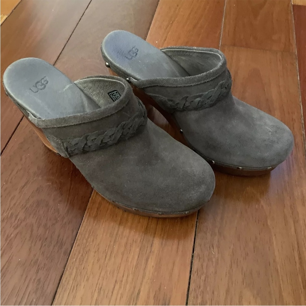 ugg mules size 8.5 Gray Suede